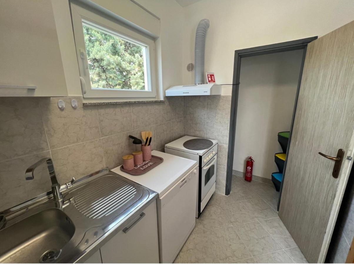 Lotus Holiday Apartment In Skrljevo Bakar Kültér fotó