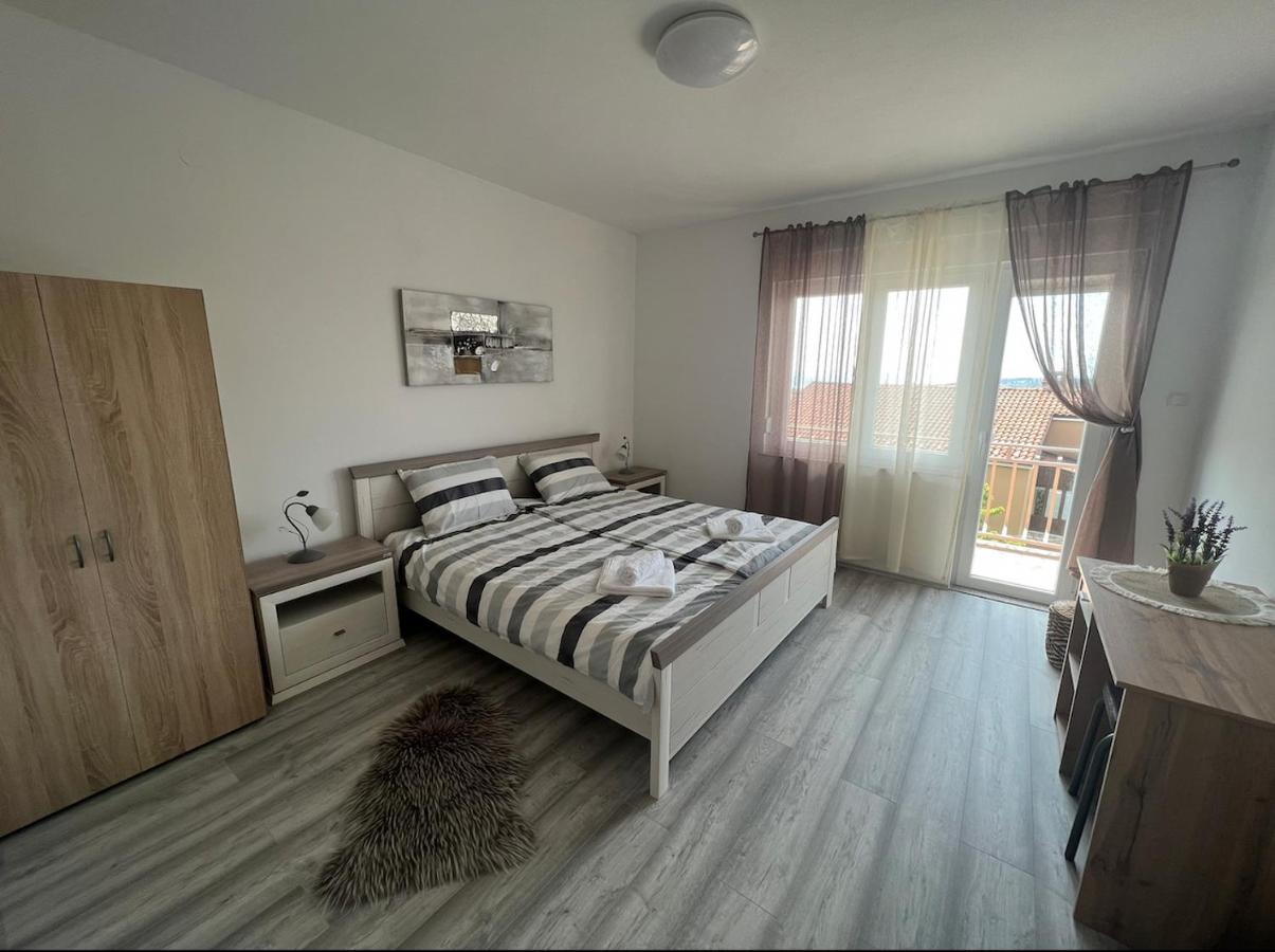 Lotus Holiday Apartment In Skrljevo Bakar Kültér fotó