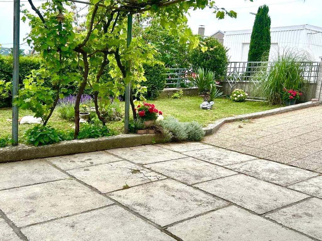 Lotus Holiday Apartment In Skrljevo Bakar Kültér fotó